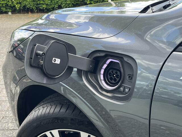 Ford KUGA 2.5 PHEV ST-Line X Diamond Black Package 243pk e-CVT Automaat | 2026.75 | Ook leverbaar in meerdere kleuren | Full Options | BlueCruise | Diamond Black Package | E-Trekhaak | Panodak | Coast-to-Coast Matrix LED | 20'' | Winter Pack | Driver Assistance