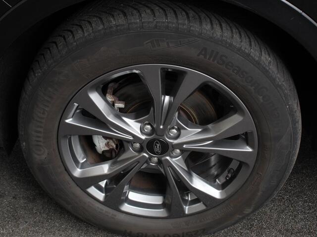 Ford KUGA 2.5 PHEV ST-Line X B&O Climate Control Navigatie Camera Elektrische Achterklep Verwarmbare voorstoelen Parkeersensoren voor & achter Verwarmbare voorruit Lichtmetalen velgen