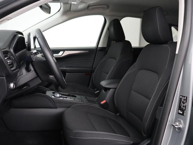 Ford KUGA 2.5 PHEV Titanium | SOH 87,5% | Trekhaak | Camera | Carplay | Navigatie | Climate control | Cruise control | Bluetooth | Keyless | Digital Cockpit | Plug in