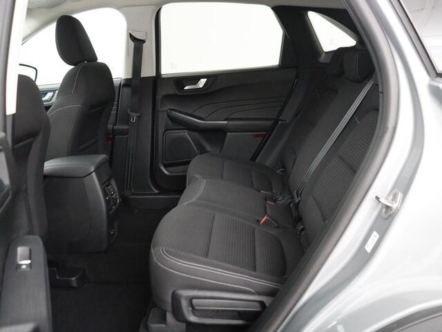 Ford KUGA 2.5 PHEV Titanium | SOH 87,5% | Trekhaak | Camera | Carplay | Navigatie | Climate control | Cruise control | Bluetooth | Keyless | Digital Cockpit | Plug in