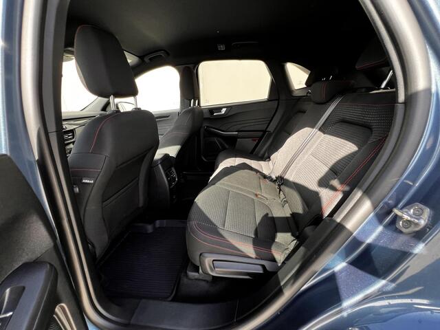 Ford KUGA 2.5 PHEV ST-Line / Dealer onderhouden / 1.500 kg Elektrische trekhaak / HUD / Navigatie / Stuur-, stoel- en achterbankverwarming / Apple Carplay Android / Parkeerassistent /19" LM wielen / 19" Winterwielenset /