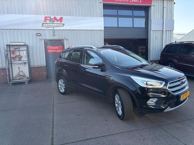 Ford KUGA 1.5 Trend Airco, cruise, trekhaak
