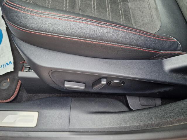 Ford KUGA 2.5 PHEV ST-LineX Navi Leder Apple Virtual Cam. LED trekhaak NW.ST