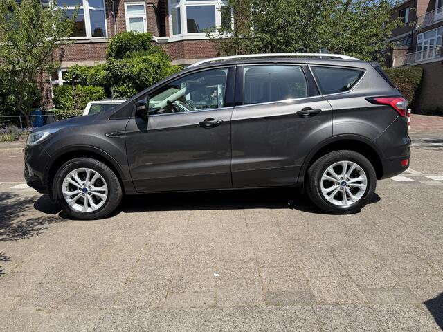 Ford KUGA 1.5 EcoBoost Titanium 4WD PANO NAVI CAMERA LEER