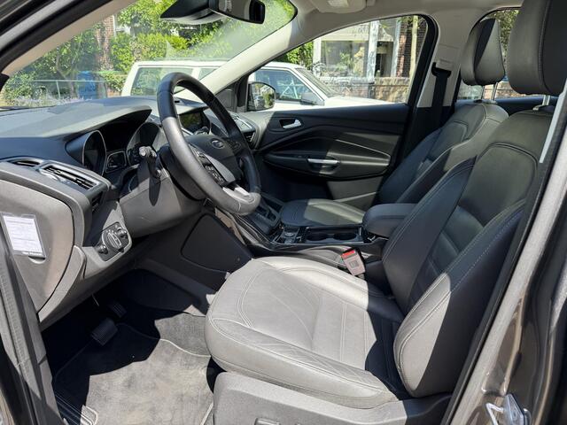 Ford KUGA 1.5 EcoBoost Titanium 4WD PANO NAVI CAMERA LEER