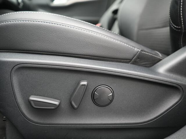 Ford KUGA 2.5 Titanium X PHEV 225pk Dealer O.H. | Trekhaak Af Fabriek | Adaptive Cruise | Bang & Olufsen | 360 Camera | Sportstoelen & Stuur Verwarmd | Keyless | Blis | Navigatie | DAB | Plug In Hybrid |