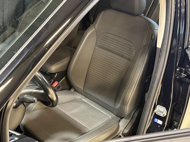 Ford KUGA 1.5 EcoBoost Titanium | Apple Carplay | Keyless | Trekhaak | Camera