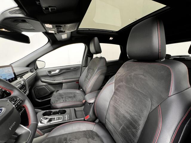 Ford KUGA 2.5 PHEV ST-Line X / Dealer onderhouden / 1.500 kg trekgewicht / Panorama schuifdak / Elektrische klep en stoel / Parkeer assistent / Camera 360° / Stuur-, stoel- & achterbankverwarming / 19"LM wielen /