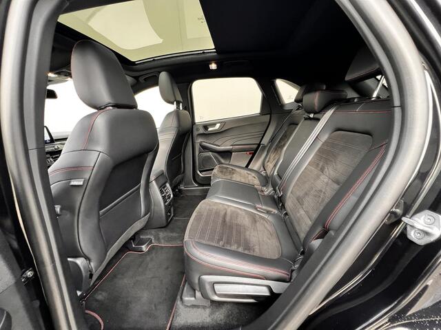 Ford KUGA 2.5 PHEV ST-Line X / Dealer onderhouden / 1.500 kg trekgewicht / Panorama schuifdak / Elektrische klep en stoel / Parkeer assistent / Camera 360° / Stuur-, stoel- & achterbankverwarming / 19"LM wielen /