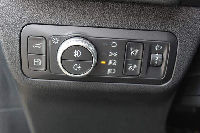 Ford KUGA 2.5 PHEV ST-Line X , 225pk , 1500kg Trekgewicht Naviagtie , Trekhaak , BenO audiosysteem , Camera Cruise control , Stoel en Voorruitverwarming