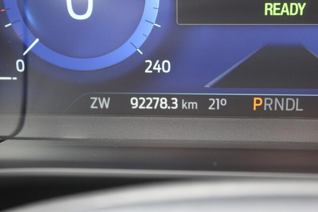 Ford KUGA 2.5 PHEV ST-Line X , 225pk , 1500kg Trekgewicht Naviagtie , Trekhaak , BenO audiosysteem , Camera Cruise control , Stoel en Voorruitverwarming