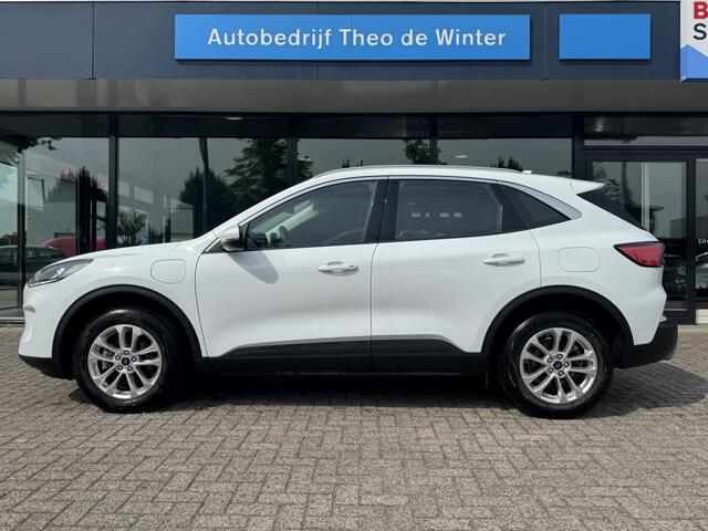 Ford KUGA 2.5 PHEV Titanium