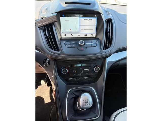 Ford KUGA 1.5 EcoBoost Vignale 150pk/110kW 6-bak | Adapt. Cruise | Panodak | Luxury Pack | Driver Assistance Pack | Full Options | etc. etc.