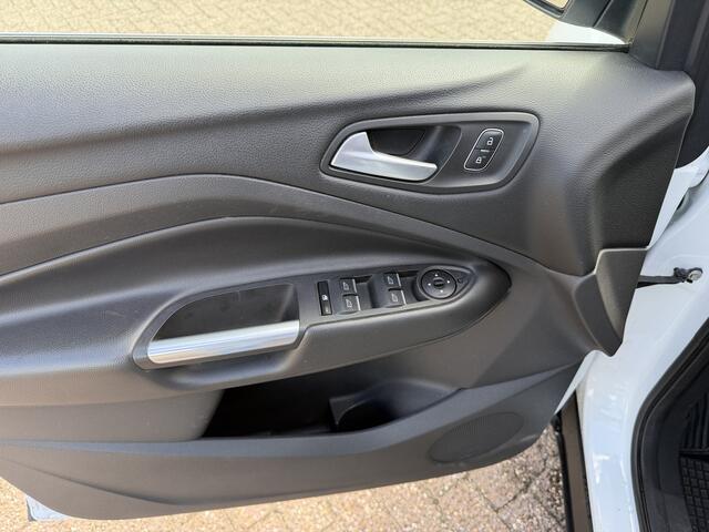 Ford KUGA 1.5 EcoBoost Titanium NW Koppeling