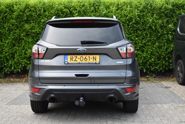 Ford KUGA 1.5 EcoB. ST Line Trekh, Winter pack