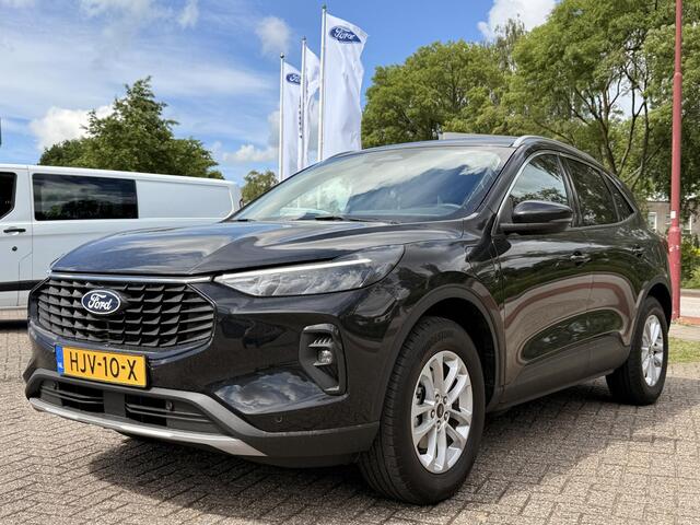 Ford KUGA 2.5 PHEV Titanium 243pk | Wegklapbare trekhaak | Winter Pack | Navigatie | Achteruitrijcamera | NLD Auto | 1e Eigenaar | 2.100kg Trekgewicht
