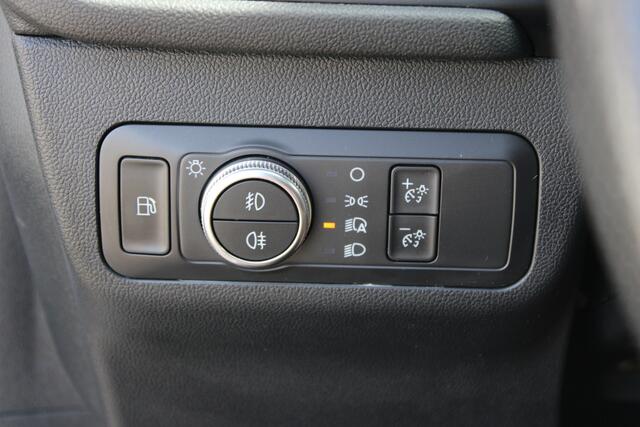 Ford KUGA 2.5 PHEV ST-Line//Pano!! NETTO EXCL VAT 12850,-- EURO