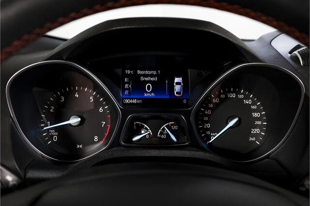 Ford KUGA 1.5 EcoBoost ST Line 150 PK | Cruise | Elek. Trekhaak | Winterpakket | PDC | Camera | NAV + App. Connect | ECC | Elek. Klep | LM 19" |