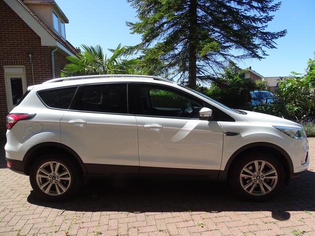 Ford KUGA 1.5 EcoBoost ST Line