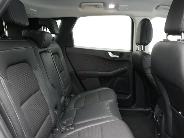 Ford KUGA 2.5 Titanium X PHEV 225pk Dealer O.H. | Bang & Olufsen | Voorstoelen Verwarmd | Apple Carplay | Keyless | LED Koplampen | Navigatie | DAB | Cruise Control | 18"L.M | Plug In Hybrid |