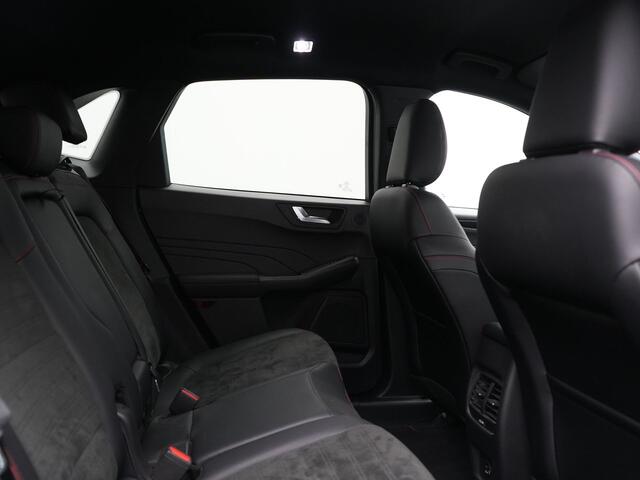 Ford KUGA 2.5 ST-Line X PHEV 225pk Dealer O.H. | Trekhaak Af Fabriek | Adaptive Cruise | 360 Camera | Bang & Olufsen | Alcantara Sportstoelen Verwarmd | Stuurverwarmd | Keyless | Blis | Apple Carplay | Navigatie | DAB | Plug In Hybrid |