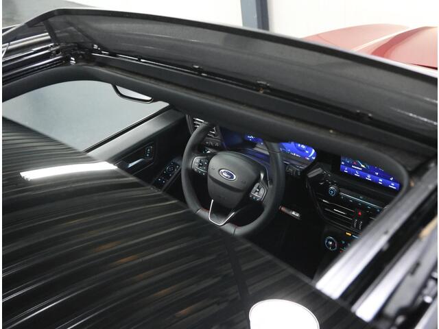 Ford KUGA 225PK PHEV ST-Line | 1ste eigenaar | Schuifkanteldak | AppleCarplay/AndroidAuto | Dodehoekdetectie | Winterpack | Camera VOOR+achter | Keyless | Navigatie | DAB Radio | AUTOMAAT | Trekhaak | Cruise Control Adaptief | Isofix | Parkeersensoren | Autonome Pa