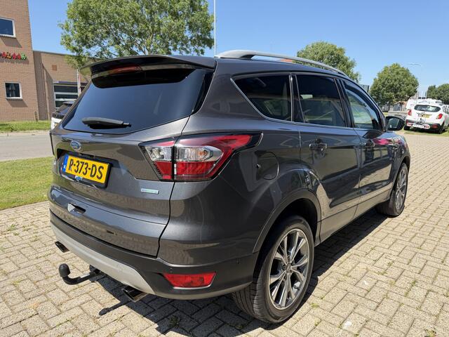 Ford KUGA 1.5 EcoBoost ST Line 2000 kg trekgewicht
