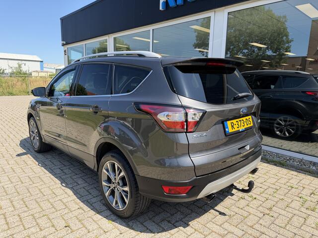 Ford KUGA 1.5 EcoBoost ST Line 2000 kg trekgewicht