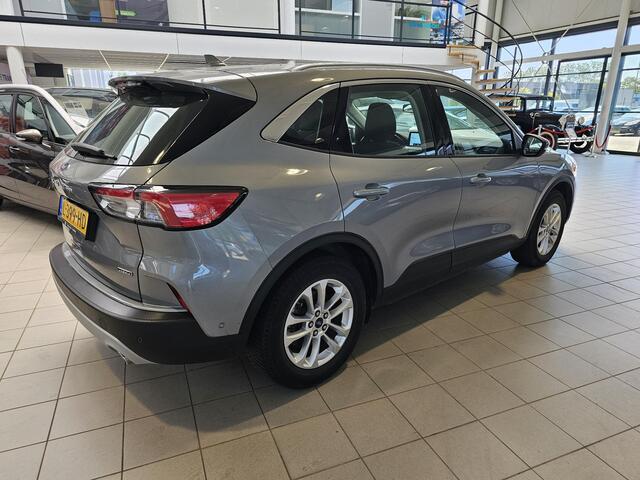 Ford KUGA 2.5 PHEV Titanium