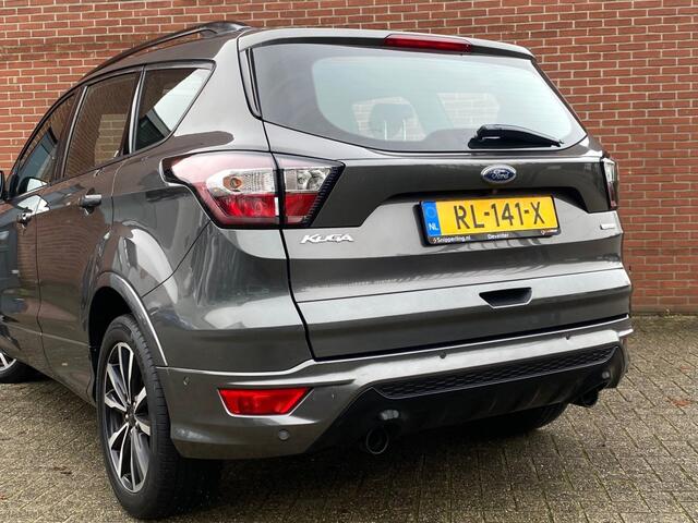 Ford KUGA 1.5 EcoBoost ST LINE PANO-DAK NAV CARPLAY CAMERA LEER NL-AUTO