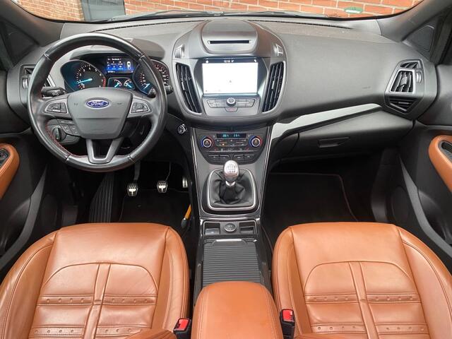 Ford KUGA 1.5 EcoBoost ST LINE PANO-DAK NAV CARPLAY CAMERA LEER NL-AUTO
