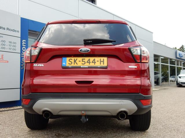 Ford KUGA 150PK EcoBoost Titanium | Xenon | Trekhaak | Elektr. achterklep | Adapt.cruise | Half leder | Camera |
