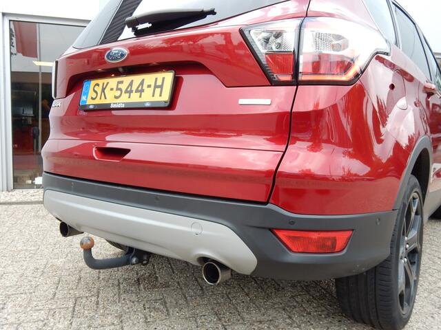 Ford KUGA 150PK EcoBoost Titanium | Xenon | Trekhaak | Elektr. achterklep | Adapt.cruise | Half leder | Camera |