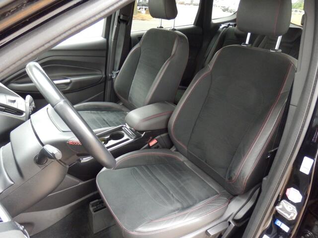 Ford KUGA 1.5 EcoB. ST Line I Trekhaak I