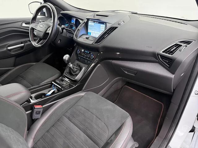 Ford KUGA 1.5 EcoBoost ST Line Clima | Navi | Trekhaak | Camera 01-2018 62.895 KM
