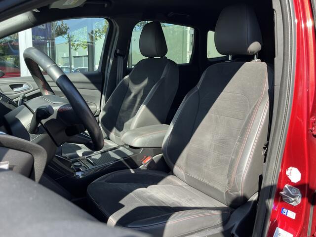 Ford KUGA 1.5 EcoBoost ST Line 150pk/110kW 6-bak | Trekhaak | Elek. achterklep | 19'' | Bi-Xenon | Climate | Navi | Camera | etc. etc.