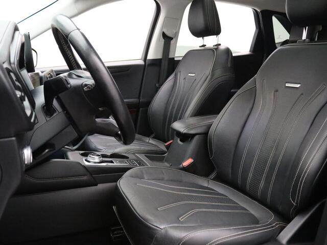 Ford KUGA 225pk PHEV Vignale Apple Carplay/Android Auto | Climate