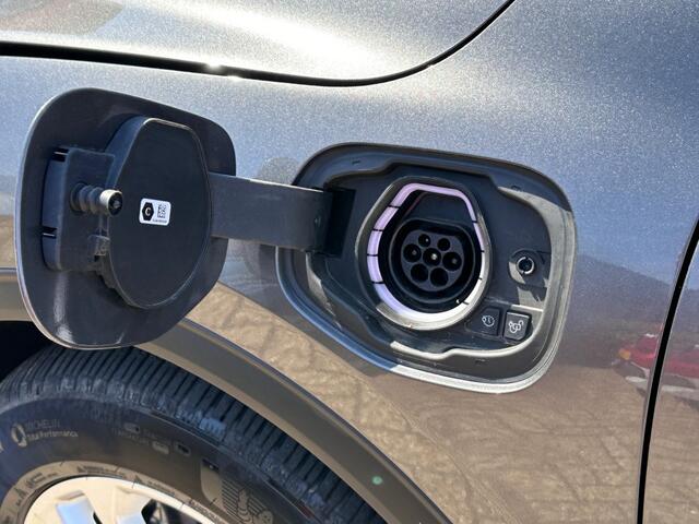 Ford KUGA 2.5 PHEV TITANIUM
