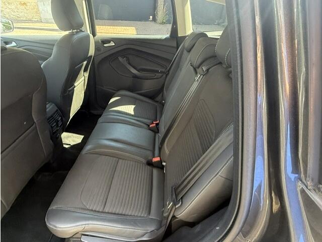Ford KUGA 1.5 EcoBoost ST Line