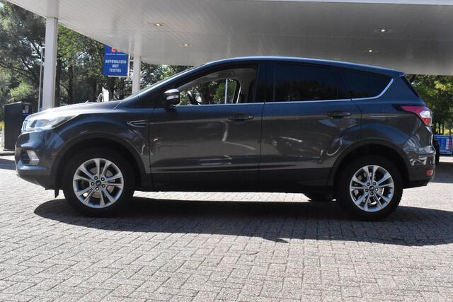 Ford KUGA 1.5 EcoBoost Titanium 2e Eigenaar | BSM | Navigatie | 100% Onderhouden | 12 mnd BOVAG Garantie | Whatsapp 06-53188999