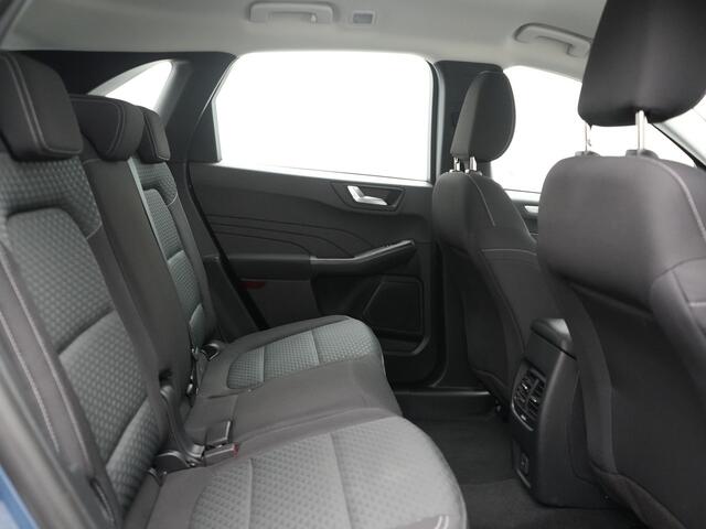 Ford KUGA 2.5 PHEV 225pk Dealer O.H Cruise Control | Stoelverwarming | Apple Carplay | Navigatie | DAB | 17"L.M | Plug In Hybrid |