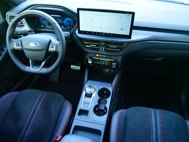 Ford KUGA 2.5 PHEV ST-Line 243 Pk Automaat Navi / DAB / Camera's / Apple Carplay / Pano-dak