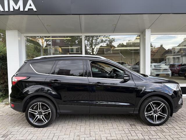 Ford KUGA 1.5 EcoBoost Titanium | Trekhaak | Navigatie | Park Assist | Cruise Control | Privacy Glass | Lichtmetalen velgen | Climate Control