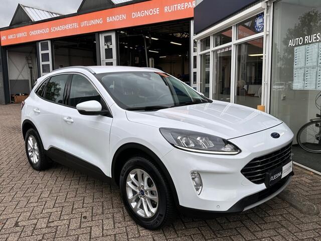 Ford KUGA 2.5 PHEV TITANIUM