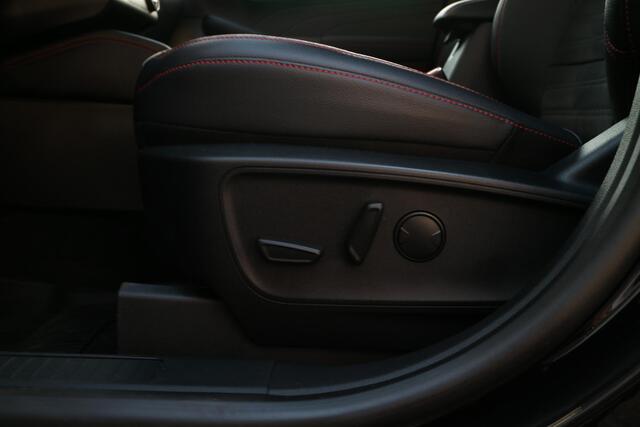 Ford KUGA 2.5 PHEV ST-Line X | Trekhaak! | Camera v+a | Carplay |