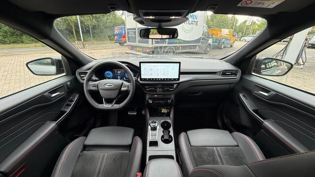 Ford KUGA 2.5 PHEV ST-LINE X / BLACK PACK / TREKHAAK