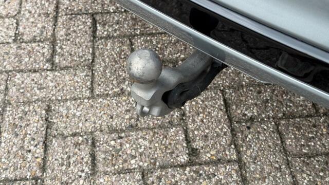 Ford KUGA 2.5 PHEV ST-LINE X / BLACK PACK / TREKHAAK