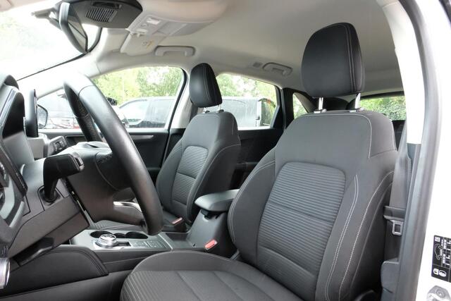 Ford KUGA 2.5 PHEV Titanium 224 PK | Winterpack | Stoelverwarming | Navigatie | Parkeersensoren | CarPlay | Climate Controle |
