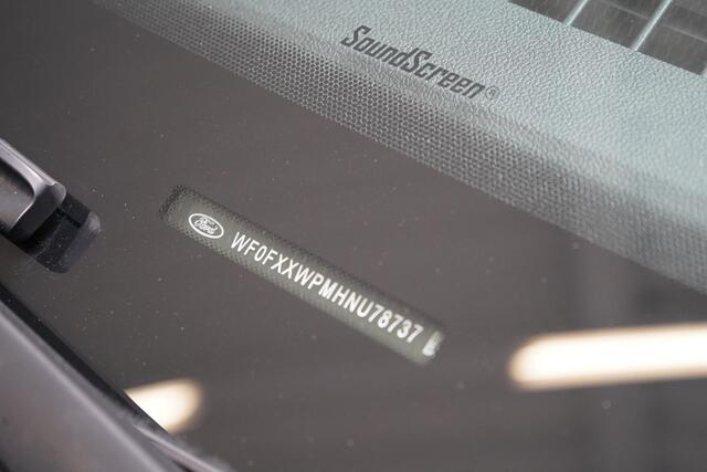 Ford KUGA 2.5 PHEV ST-Line SoH 86,5% | Stoelverwarming | Stuurverwarming | Navigatie | Camera | Privacy Glass