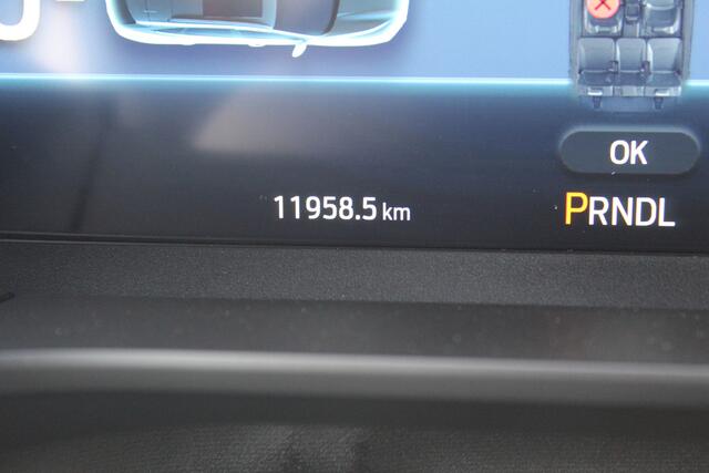 Ford KUGA 2.5-243pk PHEV ST-Line X , Trekgewicht 2100kg Febr. 2026, slechts 12.000km ! Autm. airco dual, elektr. panodak, elektr. trekhaak, elektr. achterklep, leer/alcantara, klep, LED verl., navigatie, telefoonvoorb., stoel-, stuur-, voorraam- en achterbankverw., side- en lan